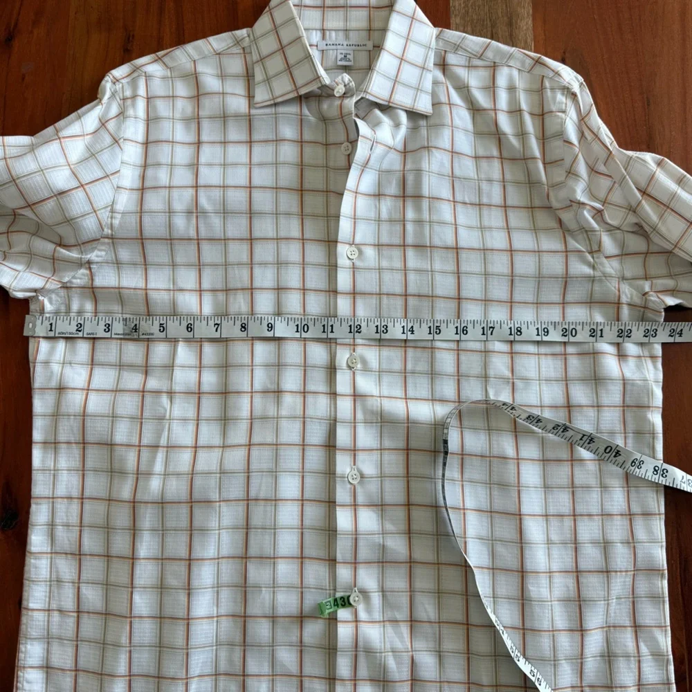 🦊 Banana Republic White and Brown Plaid Shirt
